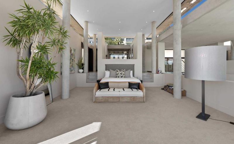 3 Bedroom Property for Sale in Camps Bay Western Cape